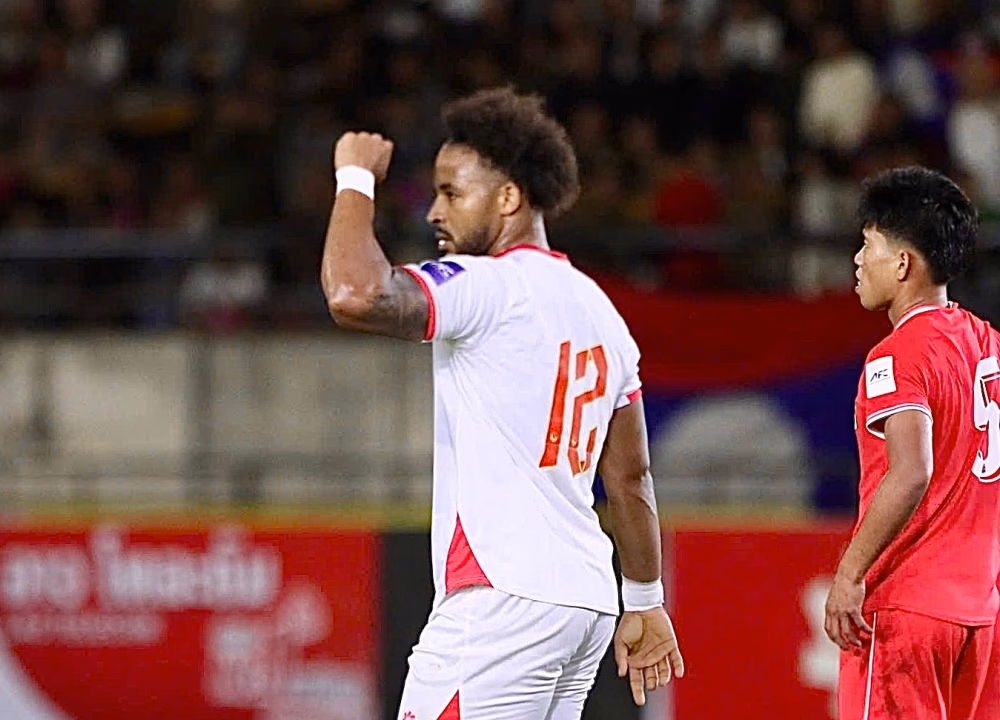 Xuân Son ăn mừng chiến thắng