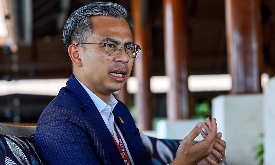 Trẻ em mạng xã hội Malaysia