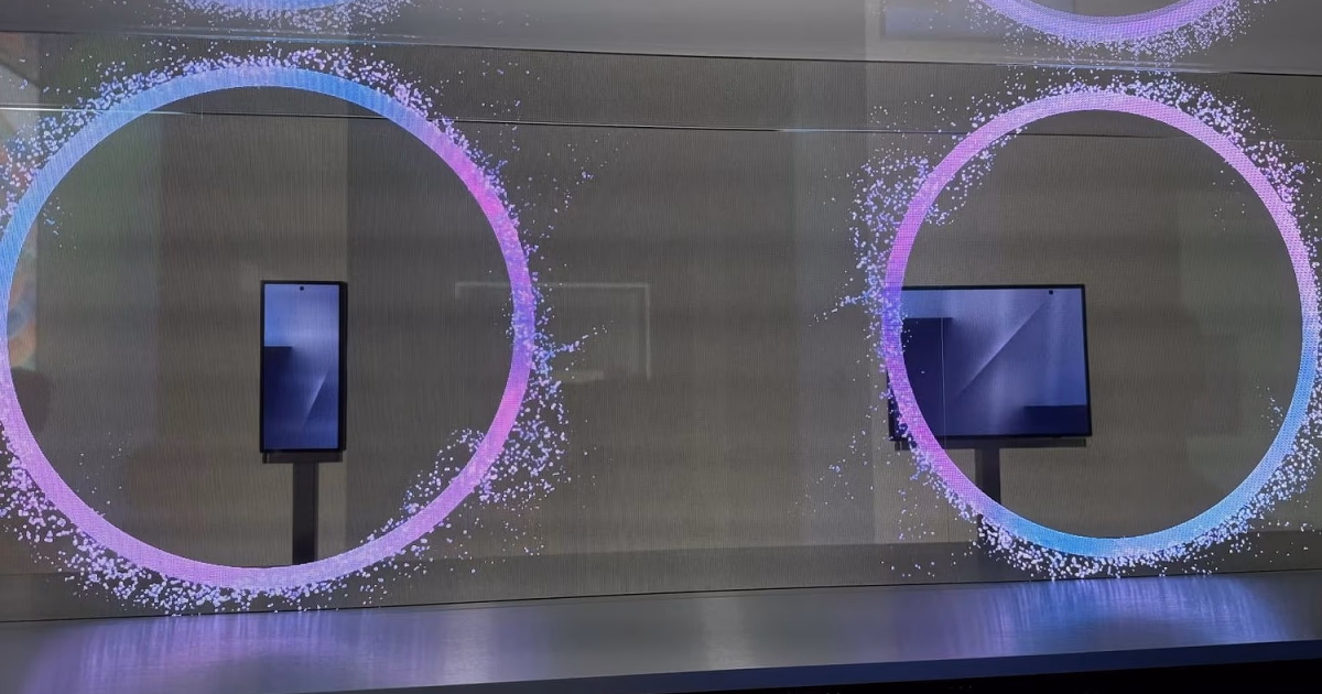 Samsung Chuẩn Bị "Gây Sốt" Với Smartphone Gập Ba (3.000 USD) Tháng 12