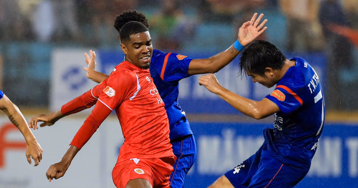 CAHN Khó Nhọc Hạ PVF-CAND 2-0: Phân Tích Chi Tiết Trận Đấu