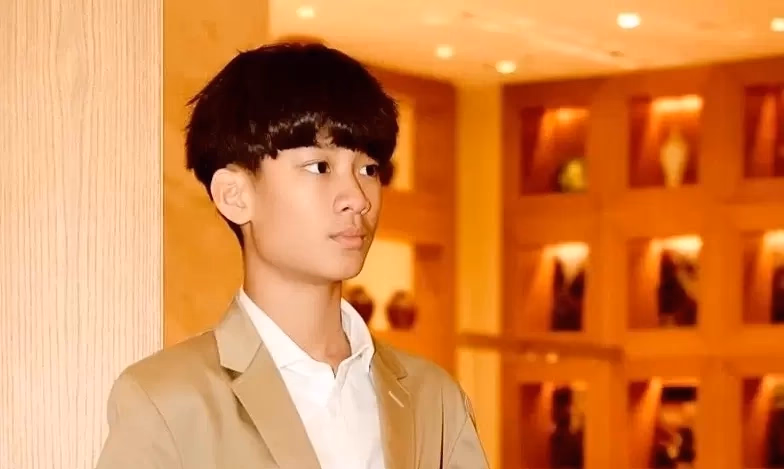 Kỳ Anh (Lệ Quyên) - Phong Cách Thời Trang Tuổi 14 Đáng Mơ Ước