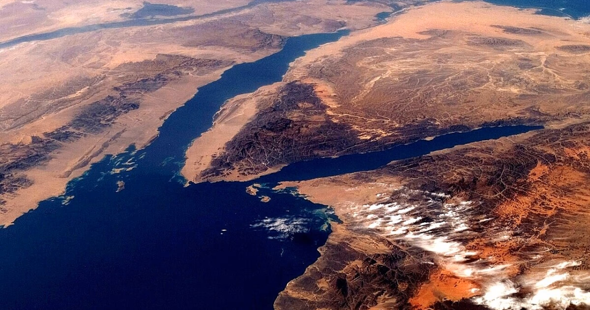 Vịnh Suez Không Ngừng "Lớn Lên": Phát Hiện Mới Về Tách Giãn Lục Địa